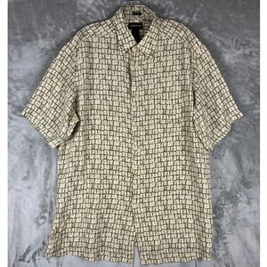 Claiborne Mens Large 100% Silk Short Sleeve Button Down Shirt Geometric Tan Grey